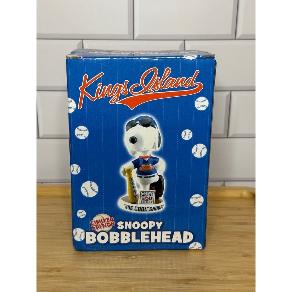 Kings‎ Island Joe Cool Snoopy Bobblehead Limited Edition 1 Great Wolf Lodge 2010